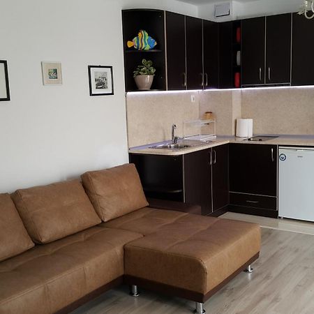 Kraybrezhna Apartment Pomorie Exterior foto